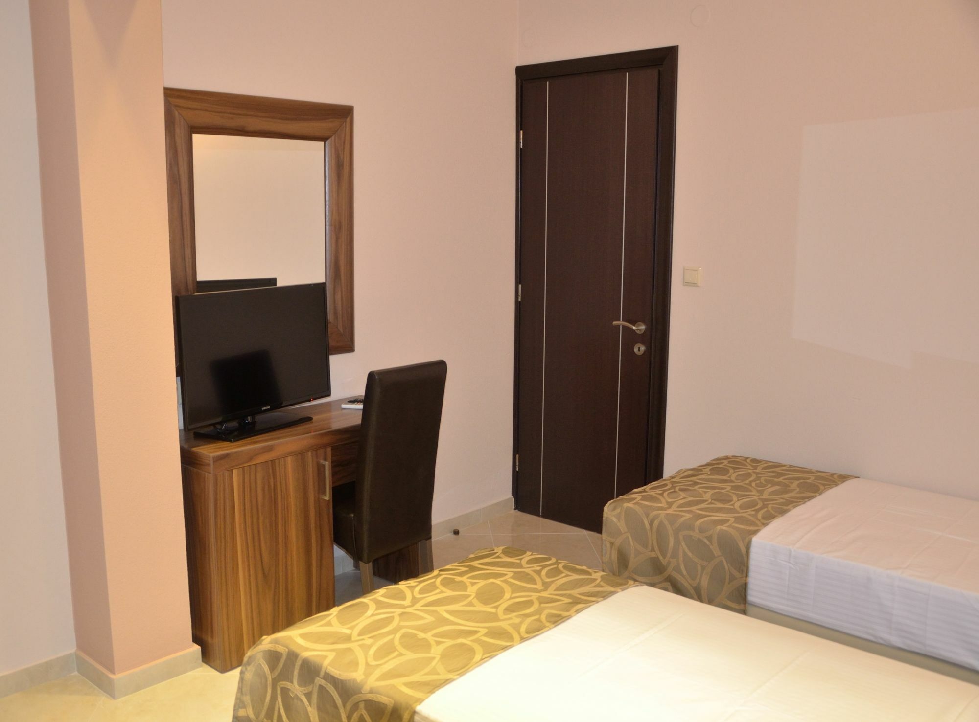 4-You Residence Agios Nikolaos  Eksteriør billede